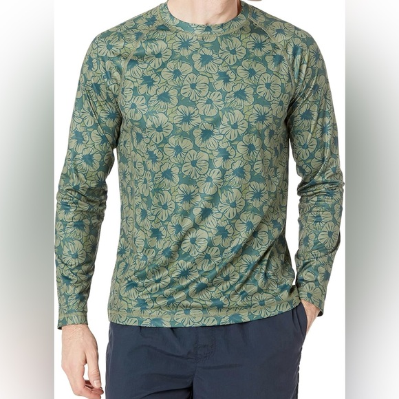 NEW| Amazon Essentials Men's Long-Sleeve Quick-Dry UPF 50 Swim Tee - Picture 6 of 7